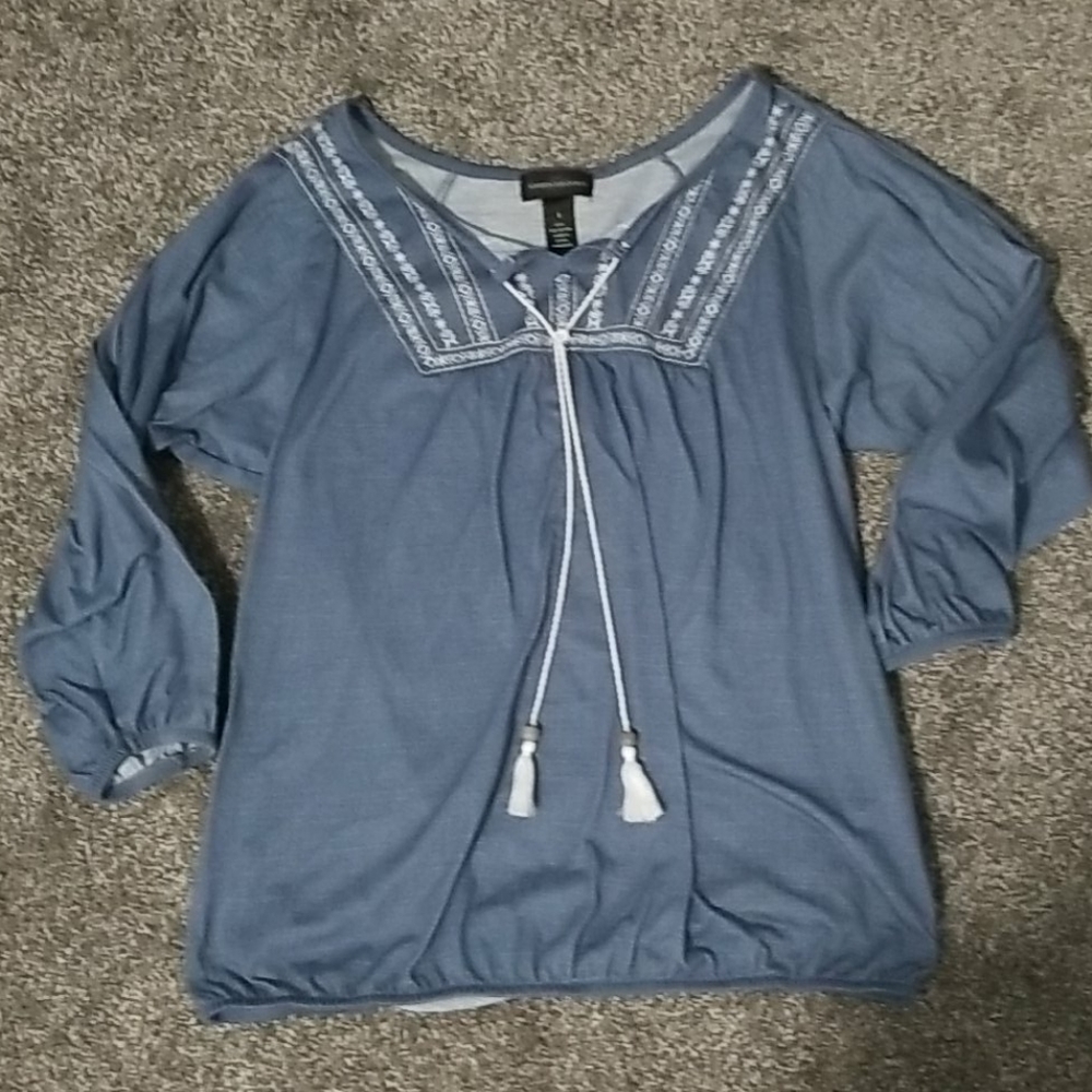 Blue tunic top with tie
